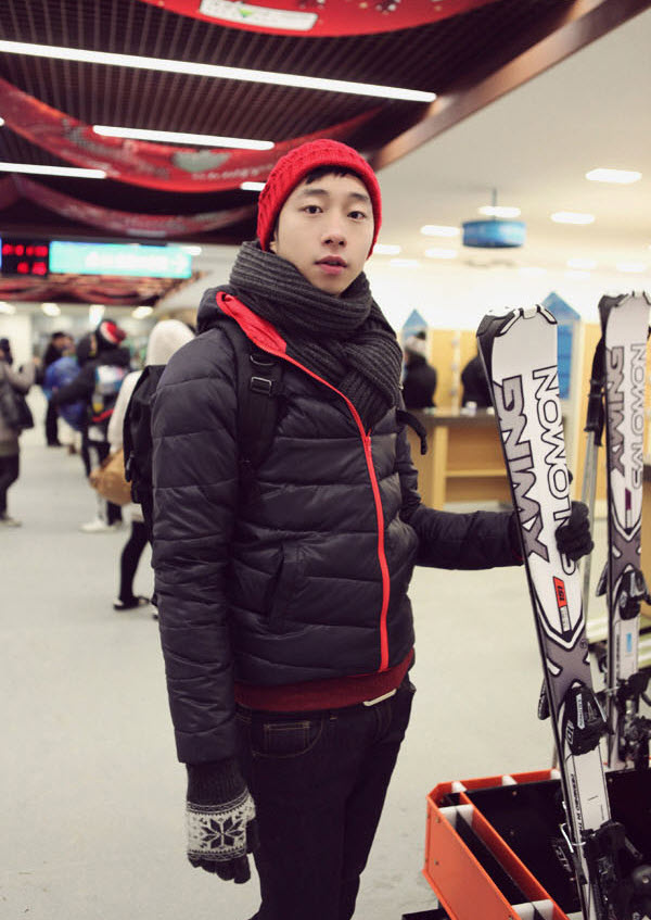 เสื้อกันหนาวแฟชั่น เสื้อลุยหิมะ เสื้อกันลม พร้อมส่ง สีกรม ซิปหน้า มีฮู้ด ใส่ไปต่างประเทศได้ ใส่แล้วอุ่นมากๆ