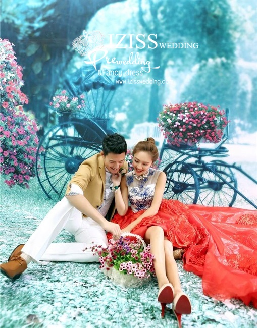 PW066 - **เลิกผลิตค่ะ** ชุดคู่ถ่ายพรีเวดดิ้ง (prewedding dress) & ชุดแต่งงานแฟนซี (Fancy wedding dress)ชายหญิง "ธีมสีแดง-น้ำตาล