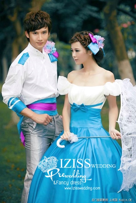 PW181 - Pre order ชุดคู่ถ่ายพรีเวดดิ้ง (prewedding dress) & ชุดแต่งงานแฟนซี (Fancy wedding dress)ชายหญิง "ธีมสีฟ้า-ขาว"