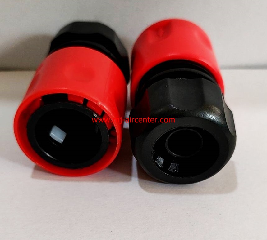 คอนเนคเตอร์พลาสติก HOSE 002