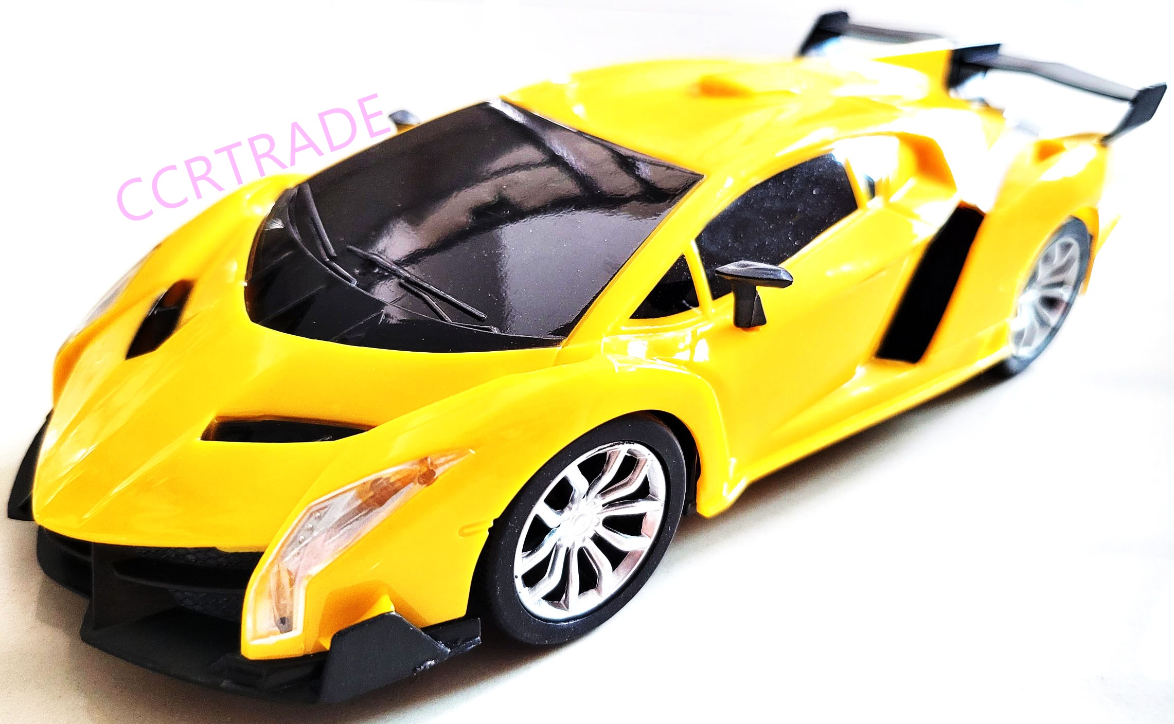 รถแลมโบกินี่บังคับ+รีโมทกล่อง 8.5x20 ซม.(มีไฟหน้า)(1x3)