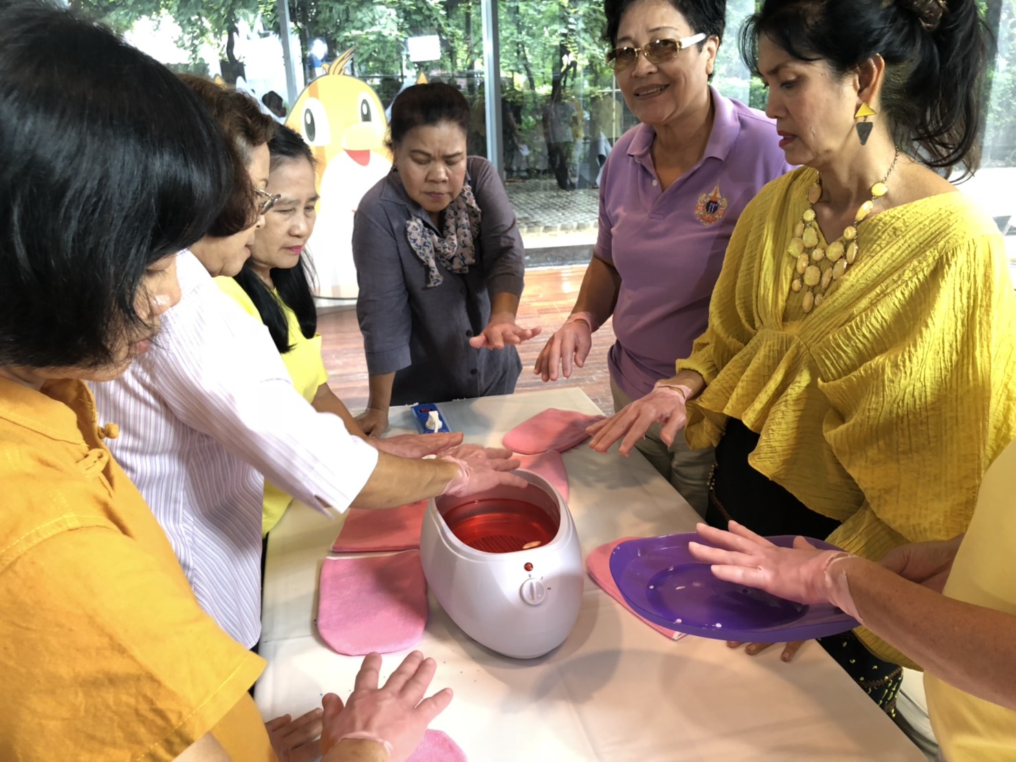 พาราฟินสำหรับกายภาพบำบัด (Paraffin Therapy)