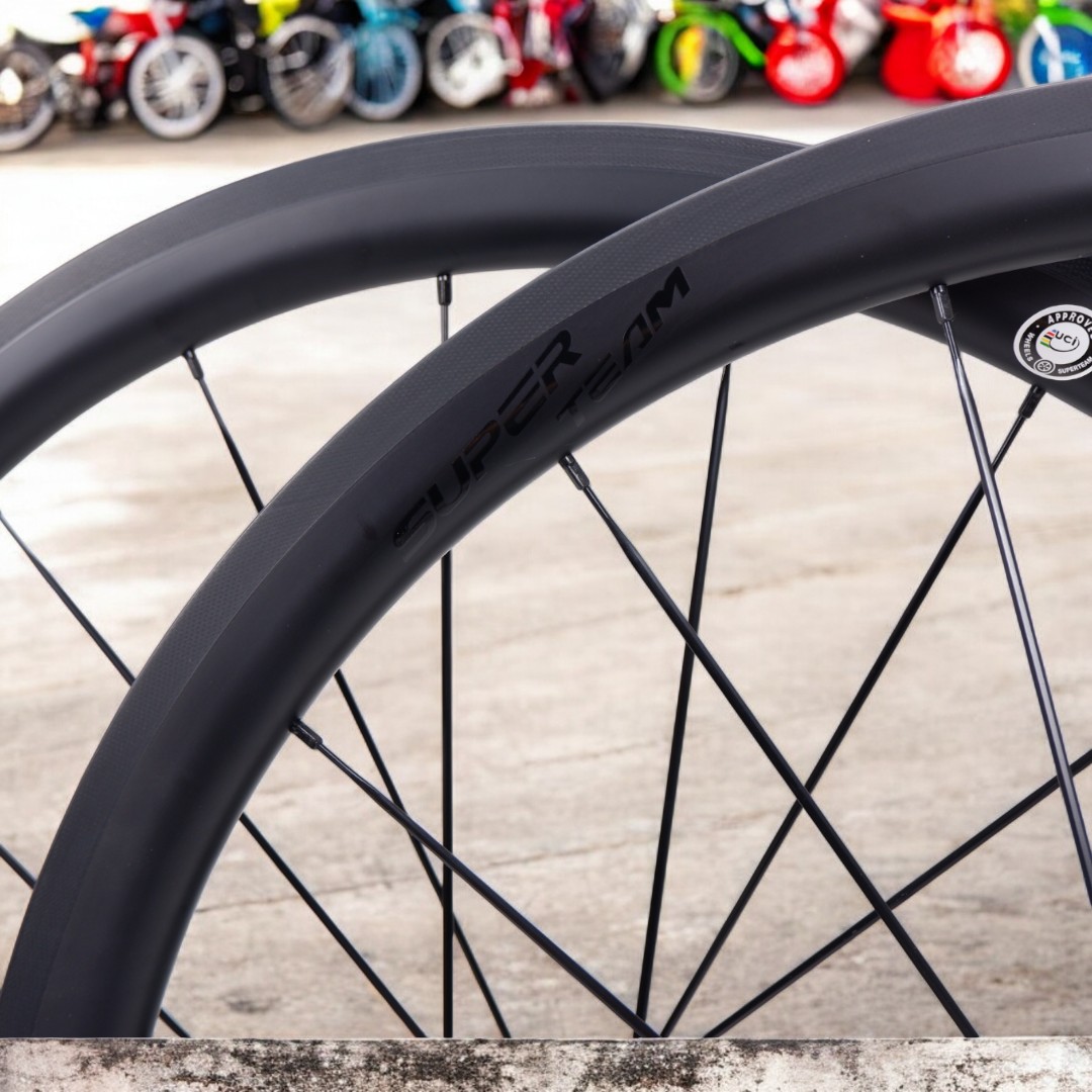 Superteam 38mm Matte Carbon Wheelset 700C ขอบงัด 25 mm ดุม Superteam QR โม่ Shimano