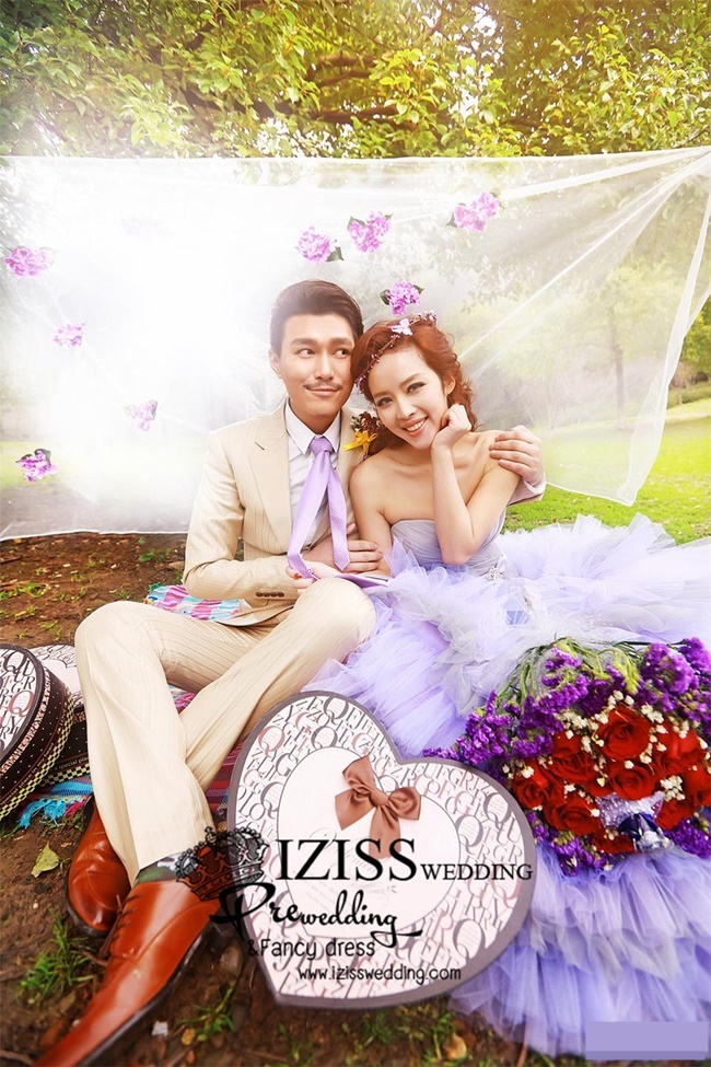 PW253 **พรีออเดอร์**ชุดคู่ถ่ายพรีเวดดิ้ง (prewedding dress) & ชุดแต่งงานแฟนซี (Fancy wedding dress)ชายหญิง "ธีมสีม่วงน้ำตาล"
