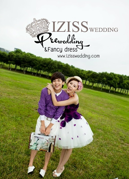 PW069 - **พร้อมส่งเฉพาะชุดผู้ชาย**ชุดคู่ถ่ายพรีเวดดิ้ง (prewedding dress) & ชุดแต่งงานแฟนซี (Fancy wedding dress)ชายหญิง "ธีมสีม่วง"