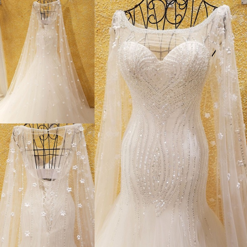 BRL024 **พรีออเดอร์**ชุดแต่งงานหรูหราประดับดอกไม้ผสมเพชรและคริสตัล สวยงามดุจเจ้าหญิง
