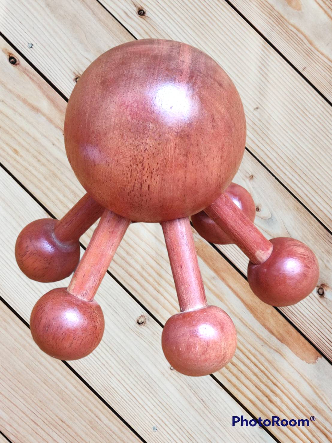 ไม้นวดแมงมุม 6 ขา (ไม้แดง)