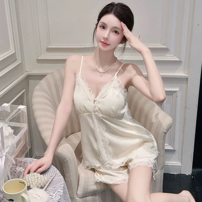 BLS✿676 ชุดนอนลูกไม้ขาสั้น