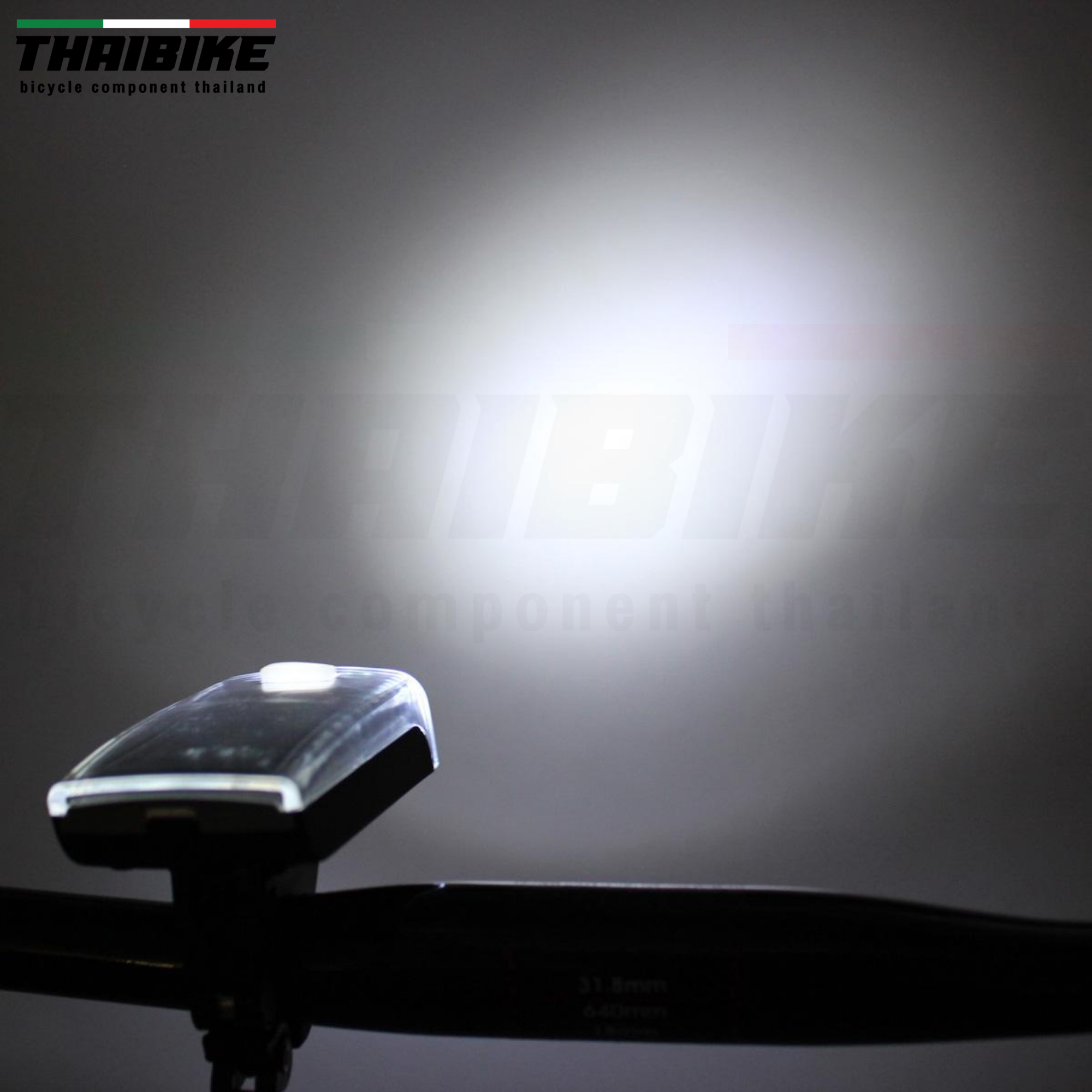 ไฟหน้าจักรยาน X-LIGHT XC-990 แบบใช้โซ่ล่าเซลล์ และ USB