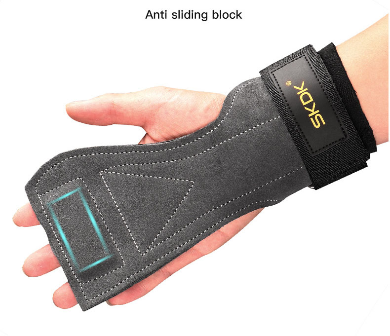 รัดข้อพร้อมแผ่นรองฝ่ามือสำหรับยกน้ำหนัก Grip pads & Strap SKDK ส่งในไทย