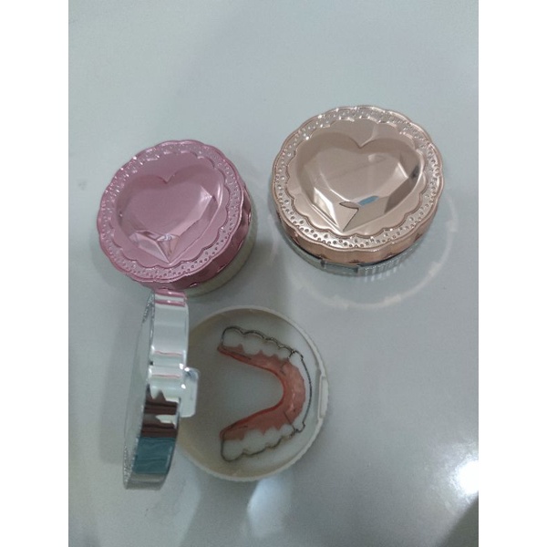 กล่องรี กล่องใส่รีเทนเนอร์ มีกระจก 🌊ลายหัวใจเมทาลิก❤️ สวยหรู กล่องรีเทนเนอร์ พร้อมส่งจากไทย