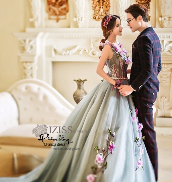 PW482- **พรีออเดอร์**ชุดแต่งงานแฟนซี ชุดเดรสสีเทาชมพู ชุดถ่ายพรีเวดดิ้ง (prewedding dress) & ชุดแต่งงานแฟนซี (Fancy wedding dress) "ธีมสีเทาชมพู น้ำเงิน"