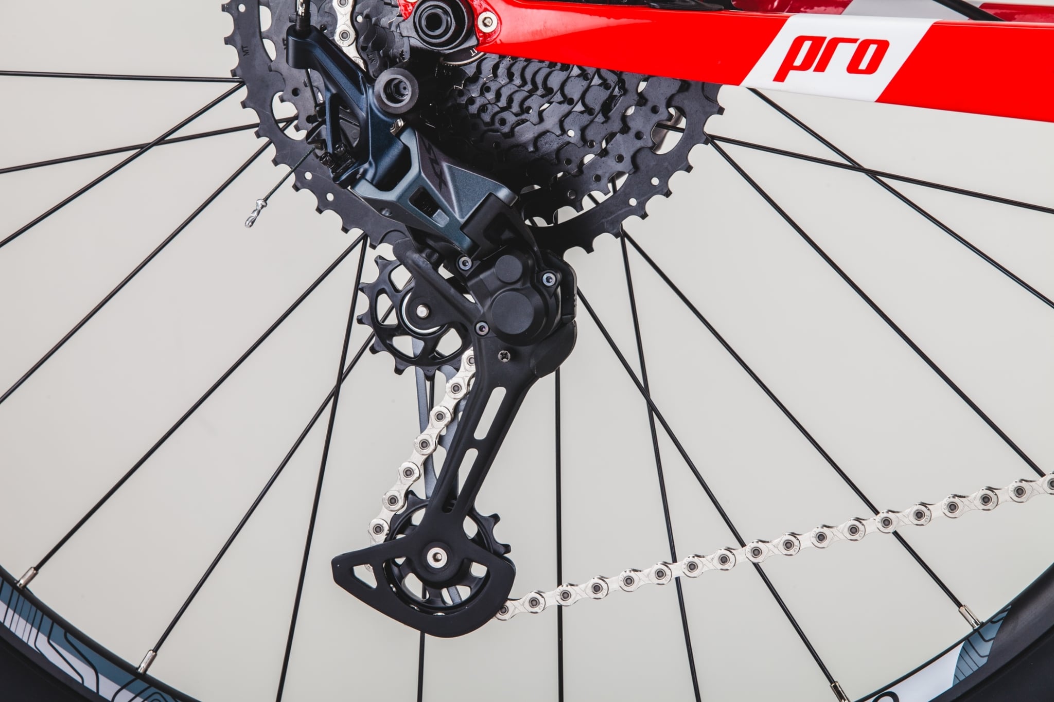 TrinX : V1000 Pro 2022 เสือภูเขา 29" เฟรมคาร์บอน เกียร์ Shimano SLX 12 สปีด แกนสอด ดิสเบรคน้ำมัน Shimano