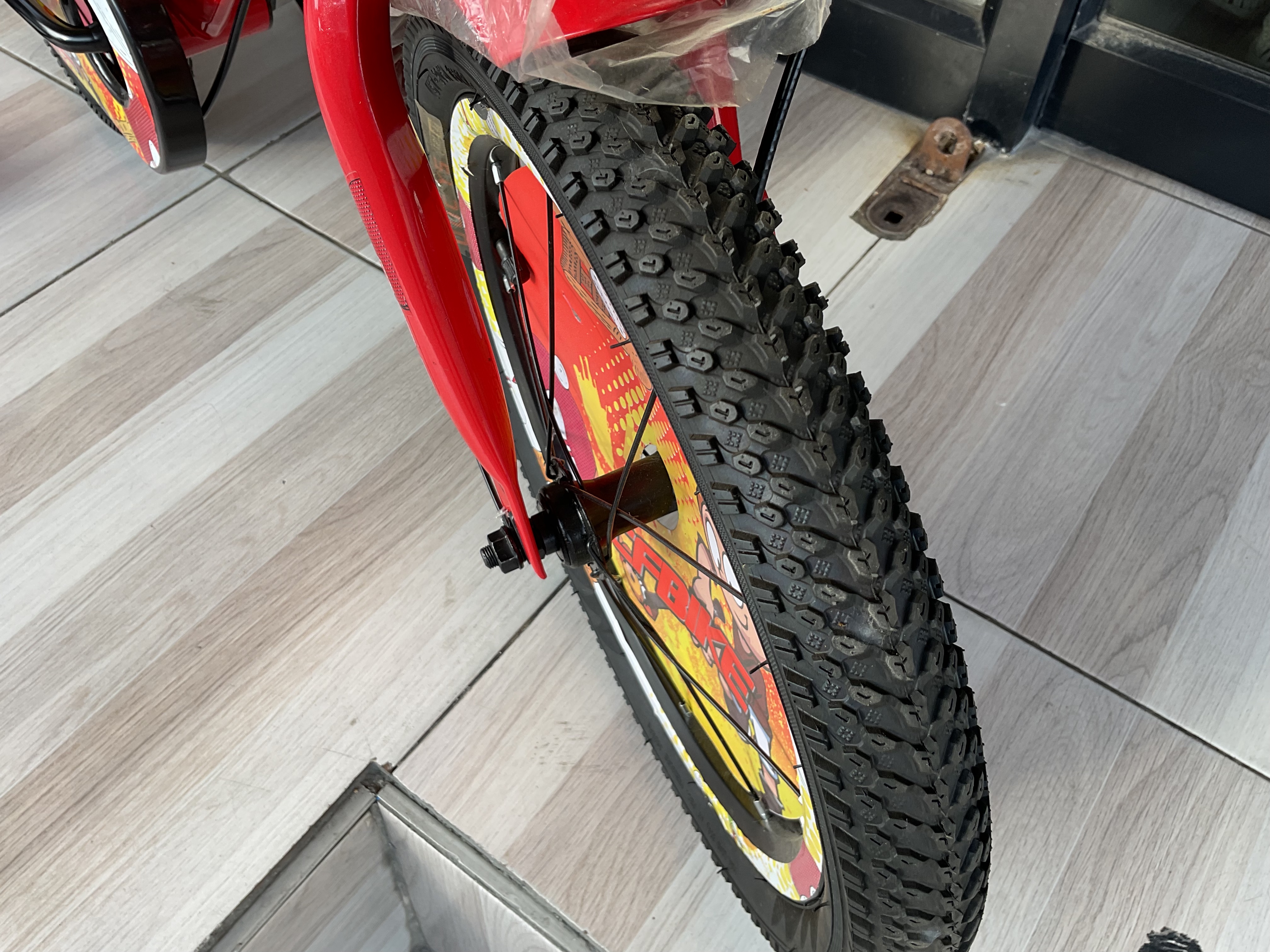 จักรยานเด็ก 16 นิ้ว CFBike สีแดง