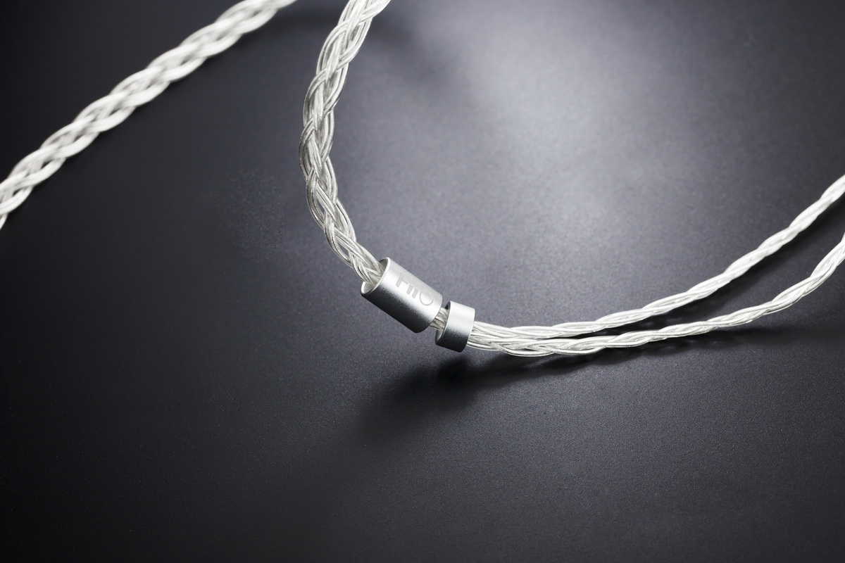 ขาย FiiO LC-2.5C สายอัพเกรดหูฟังขั้ว MMCX สำหรับ Shure/Westone/JVC/FiiO