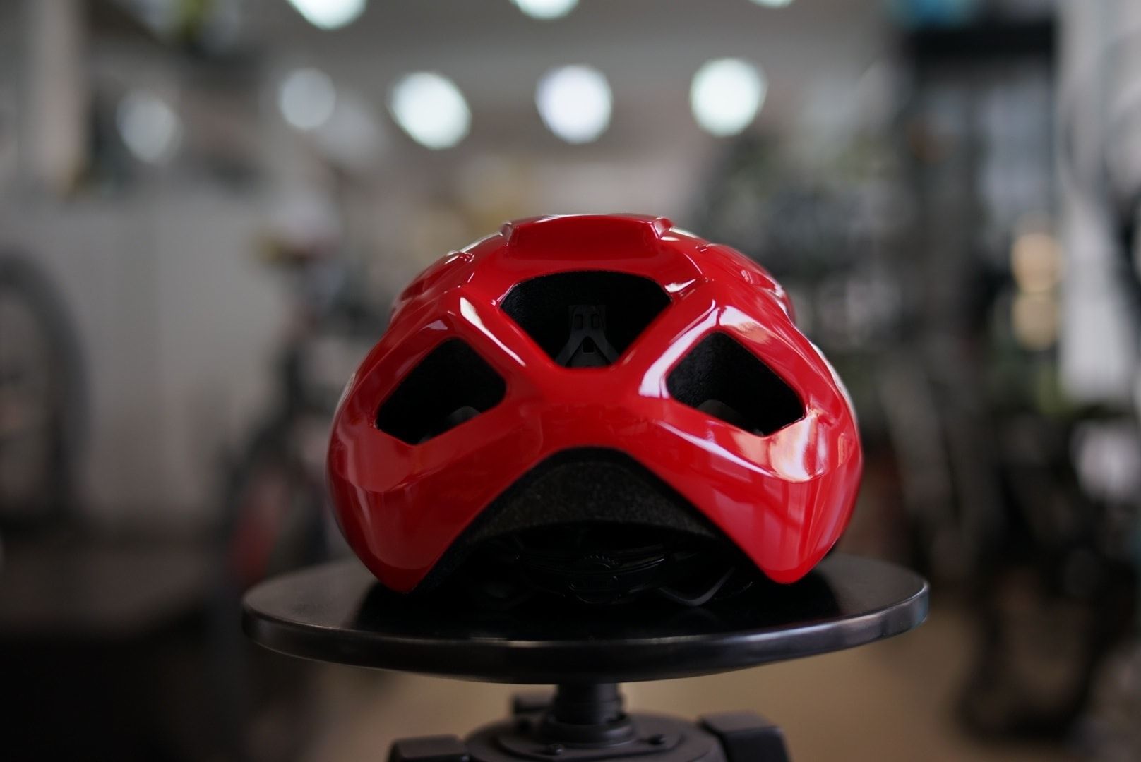 หมวกกันน็อคจักรยาน ใหม่ล่าสุด ABUS Macator เยอรมัน