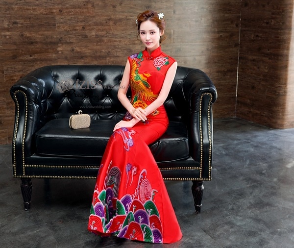 PW612- **พรีออเดอร์**ชุดกี่เพ้ายาว ชุดยกน้ำชา ชุดถ่ายพรีเวดดิ้ง (prewedding dress) & ชุดแต่งงานแฟนซี (Fancy wedding dress) "ธีมสีชมพู"