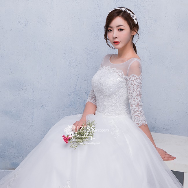 BR232 **พรีออเดอร์**ชุดแต่งงาน&ชุดเจ้าสาวแบบยาวสีขาวเกรดพรีเมี่ยม เปิดไหล่ มีแขน หรูหราน่ารัก สวยโดดเด่นไม่ซ้ำใคร