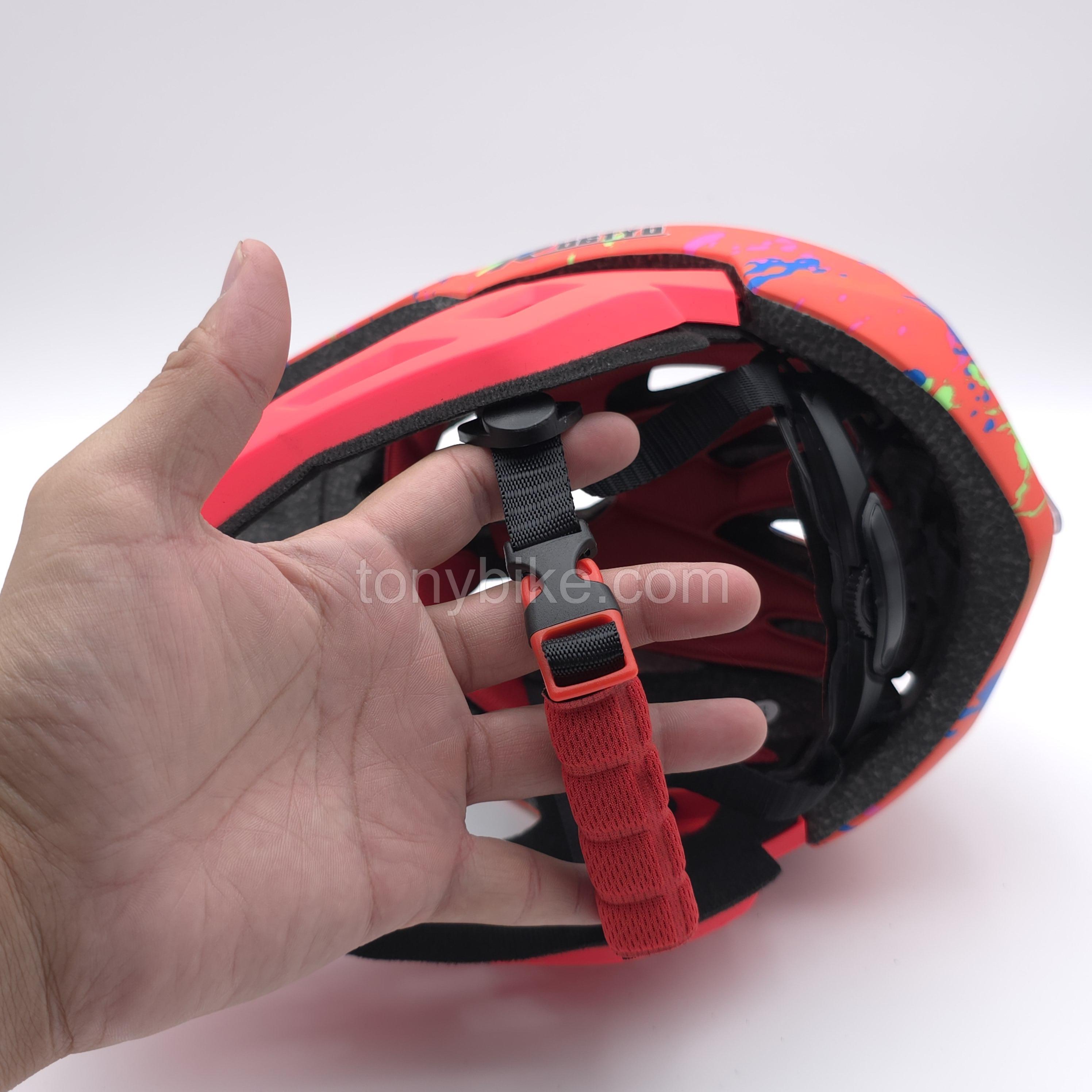 หมวกจักรยานเด็ก เต็มใบ สีแดง เพ้นท์สี 46-53 ซม.