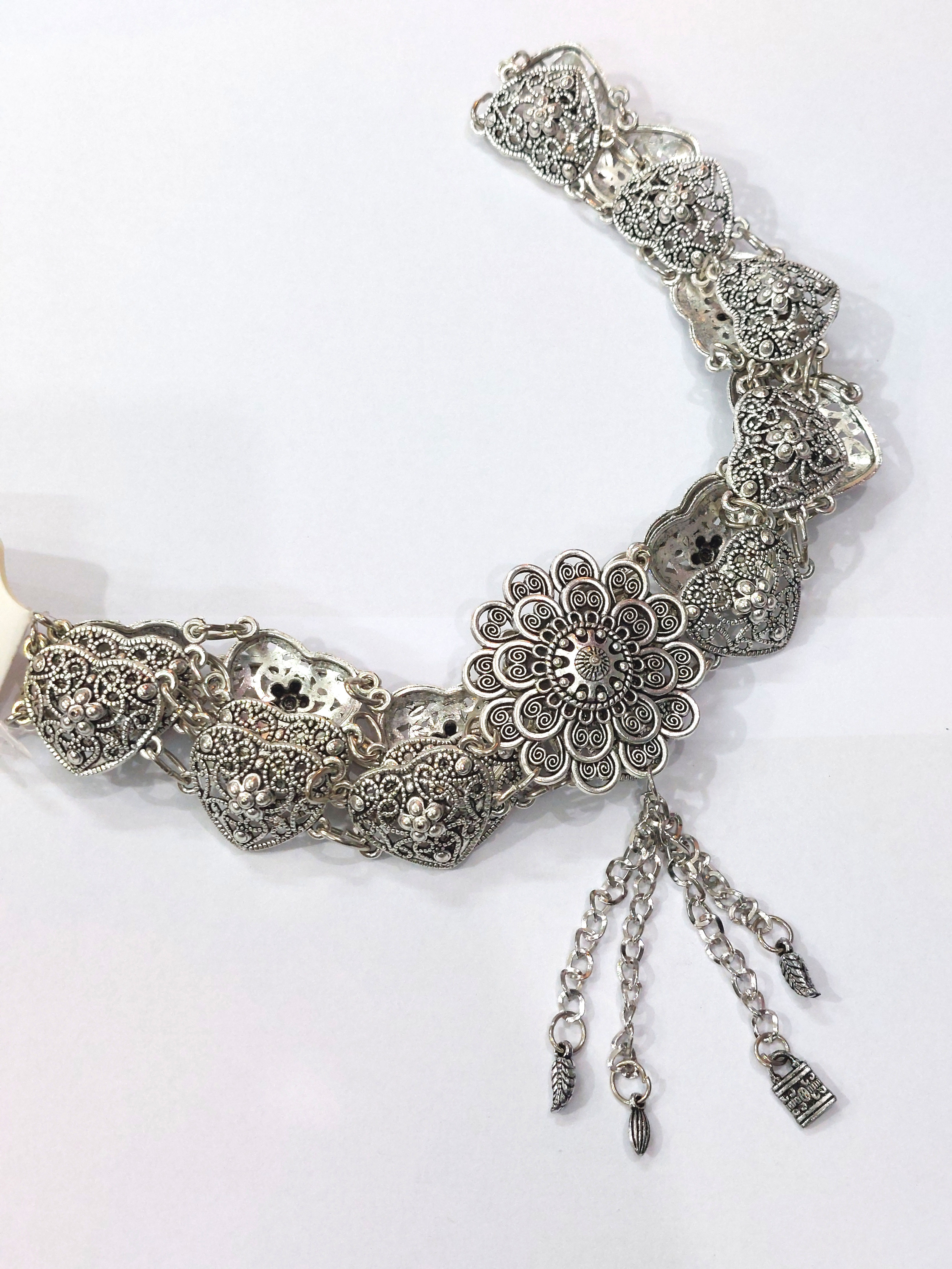 เข็มขัดโลหะสีเงินรมดำ #เข็มขัดโลหะ #เข็มขัดโหละโซ่ #เข็มขัดลาว #เข็มขัดใส่กับผ้าซิ่น #เข็มขัดใส่กับกับผ้าไทย