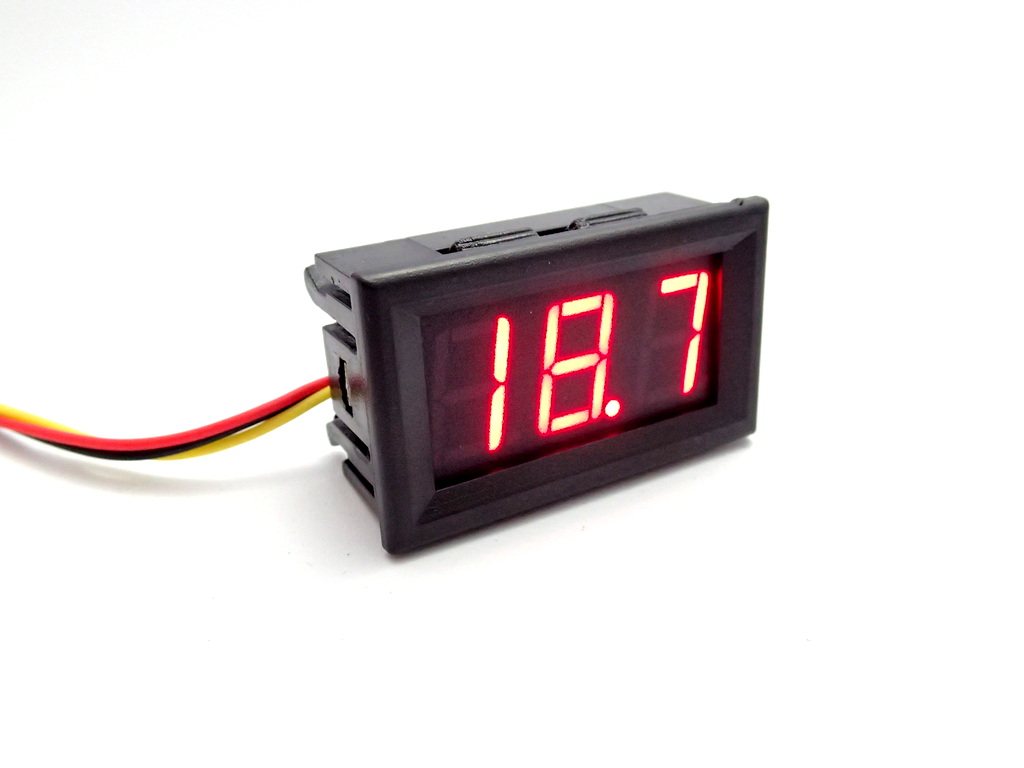 ดิจิตอลโวลต์มิเตอร์ DC 0-100V 3-wire 0.56" [Red]