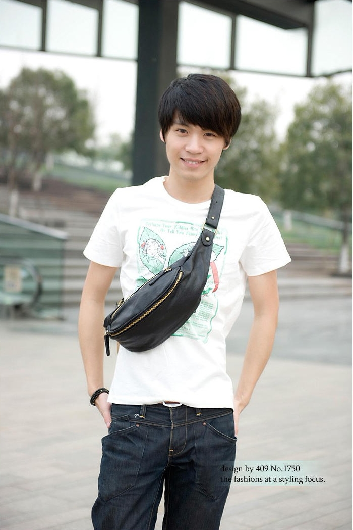 กระเป๋าแฟชั่น กระเป๋าคาดอก พร้อมส่ง หนังสีดำเรียบ ปรับสายได้