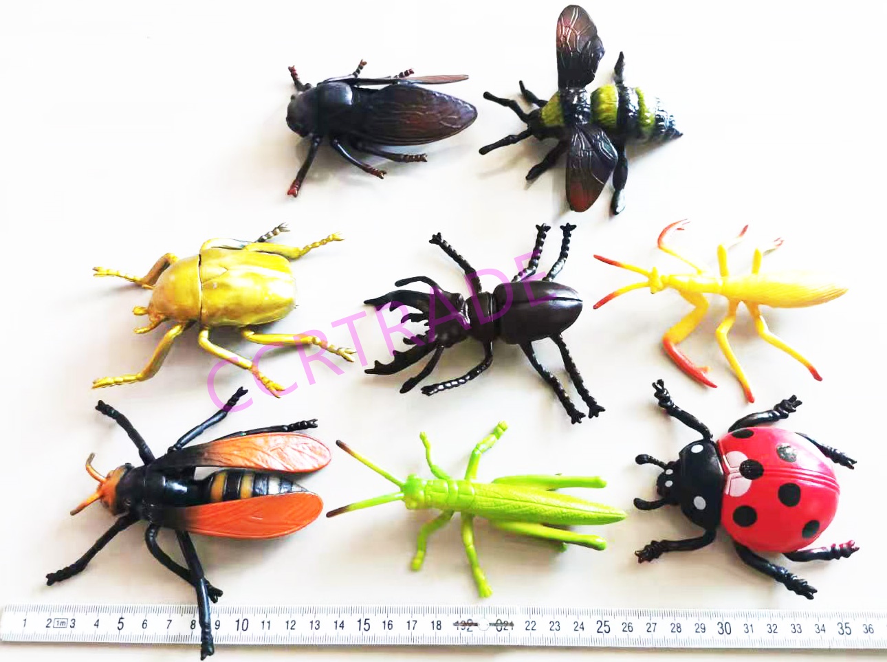 ชุดแมลงใกล้ตัวจัมโบ้ 8 ชิ้นถุง PVC 32.5 ซม.(1x3)