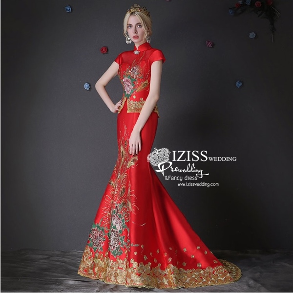 PW441- **พรีออเดอร์สีเขียวและสีแดง**ชุดกี่เพ้ายาว ชุดยกน้ำชา ชุดถ่ายพรีเวดดิ้ง (prewedding dress) & ชุดแต่งงานแฟนซี (Fancy wedding dress) "ธีมสีเขียว"