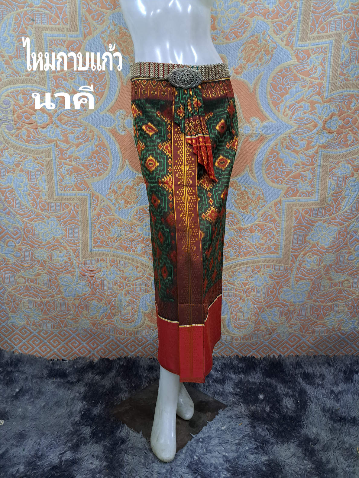 สไบนาง#ผ้าถุงผ้าไหมเทียมทอเครื่อง #ผ้าไหมเทียม .#ผ้าถุงตัดสำเร็จพร้อมนุ่งแบบเลื่อนตะขอสาวอวบใส่ได้