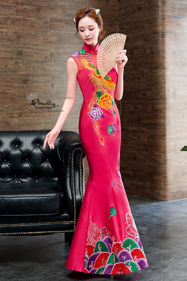 PW612- **พรีออเดอร์**ชุดกี่เพ้ายาว ชุดยกน้ำชา ชุดถ่ายพรีเวดดิ้ง (prewedding dress) & ชุดแต่งงานแฟนซี (Fancy wedding dress) "ธีมสีชมพู"