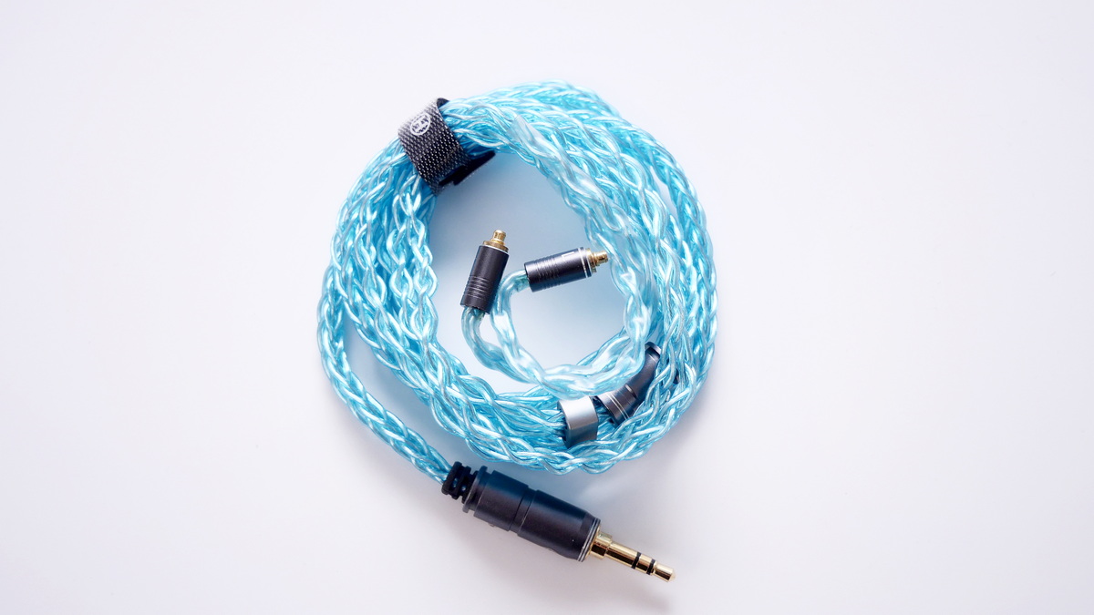 Hakugei Aquamarine สายอัพเกรดหูฟังทองแดง OCC ชุบเงินถัก Litz ระดับเทพ ทำด้วยมือทุกขั้นตอน ประกันศูนย์ไทย [Drizzy Exclusive]