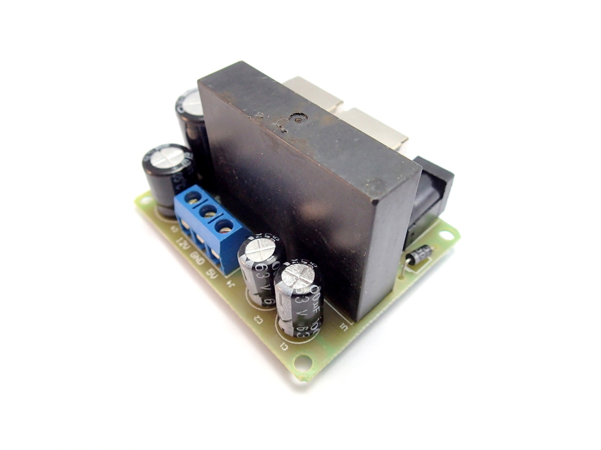 POE Splitter with 48V DC Step-Down to +12V/5V