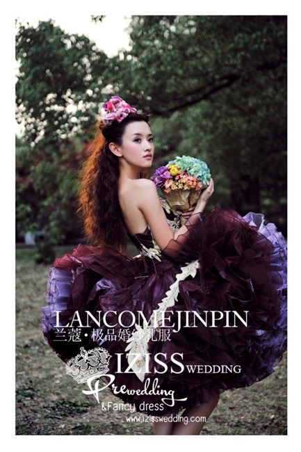 PW011 - **พร้อมส่ง**ชุดคู่ถ่ายพรีเวดดิ้ง (prewedding dress) & ชุดแต่งงานแฟนซี (Fancy wedding dress)ชายหญิง "ธีมสีม่วง"