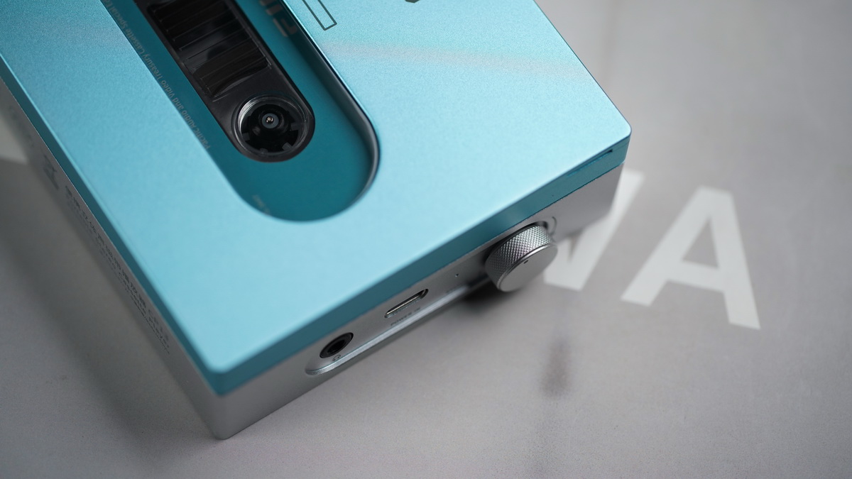 FiiO CP13 เครื่องเล่นเทปคาสเซ็ทพกพาสไตล์ RETRO (ซาวด์อะเบาท์) คุณภาพสูง