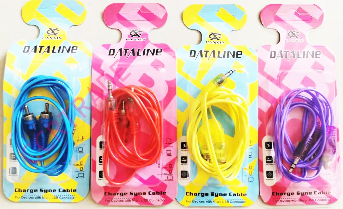 สายต่อลำโพง AUX เข้า 1 ออก 2 สีใส 1 ม.