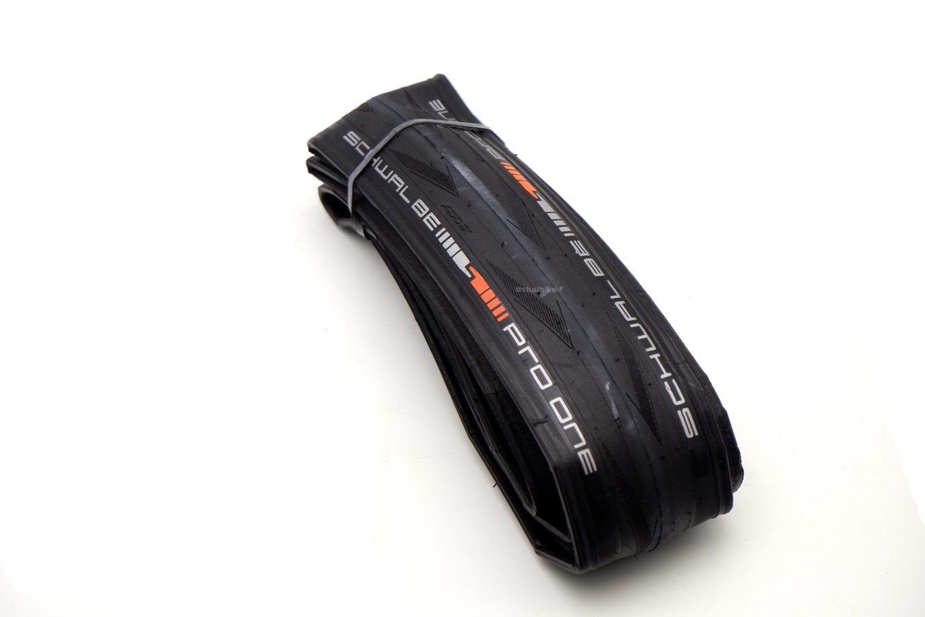 ยางนอกจักรยานเสือหมอบ Schwalbe Pro One Tubeless สีดำ สีคลาสสิค 700X25 700X28