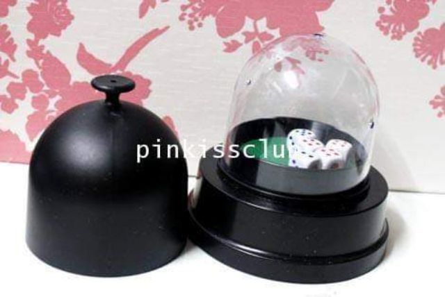 เครื่องทอยลูกเต๋า ของเล่นลูกเต๋่า