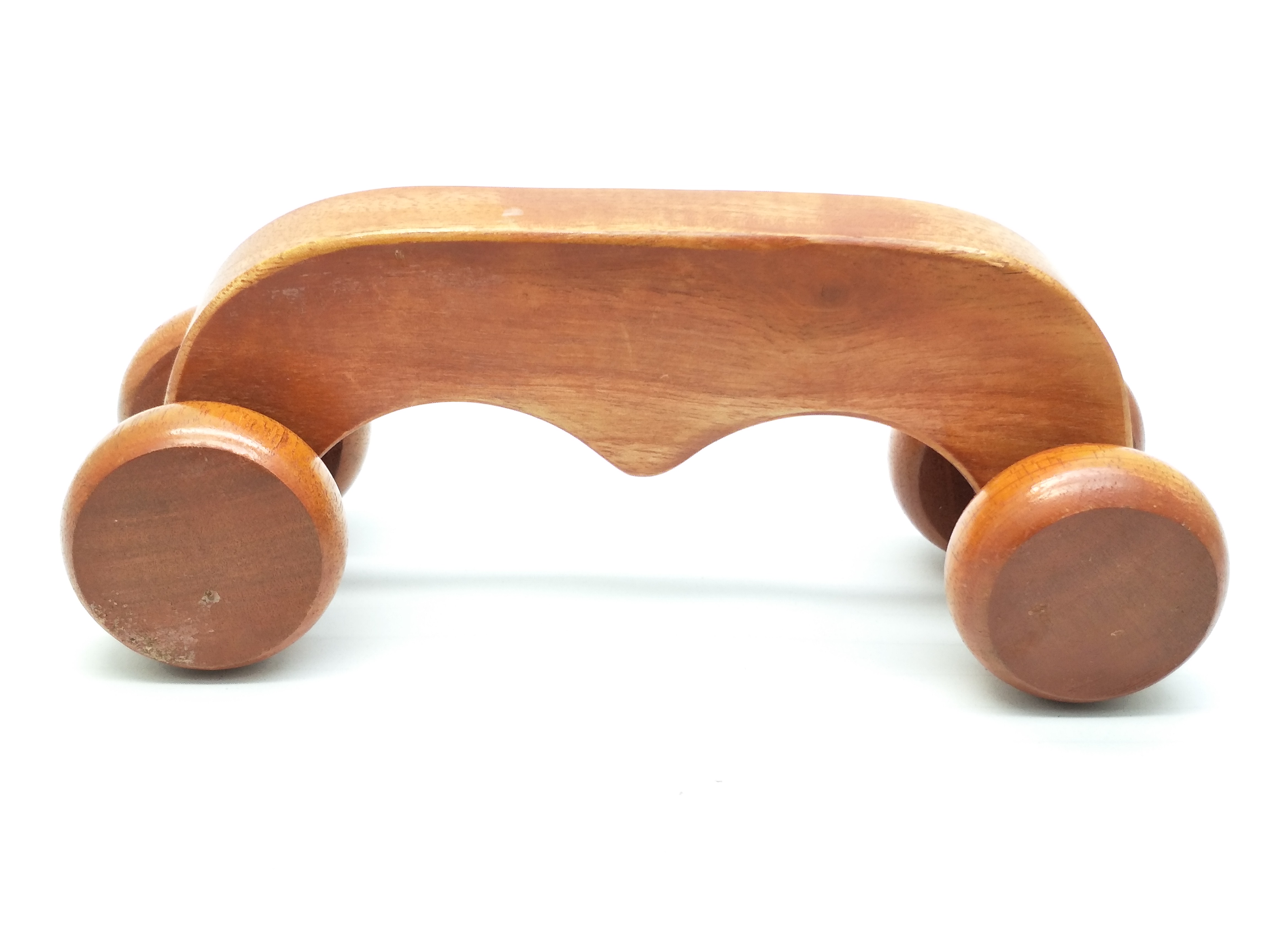 ไม้นวดร่างกายรถถัง 4 ล้อ