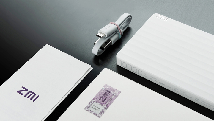 ขาย xiaomi zmi 10000 mAH power bank แบตสำรองอัจฉริยะดีไซน์ใหม่ ชาร์จเร็วมาก