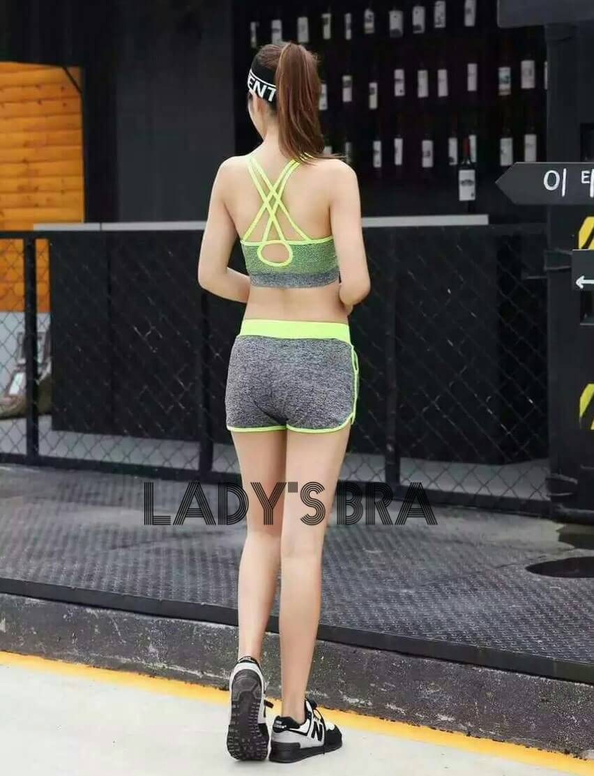 กางเกงออกกำลังกายขาสั้น