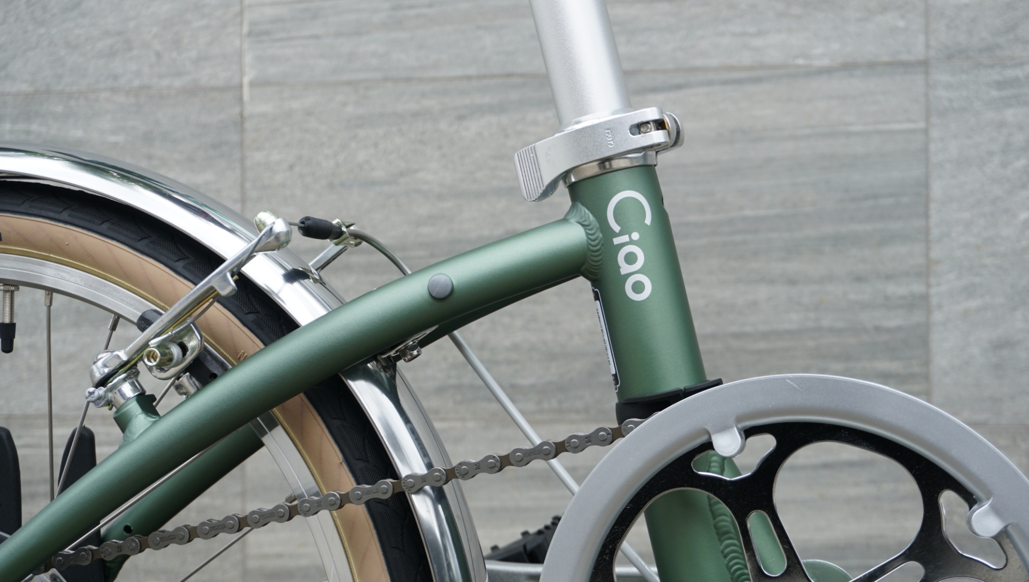 DAHON CIAO จักรยานพับได้ เฟรมโค้ง 7 สปีด