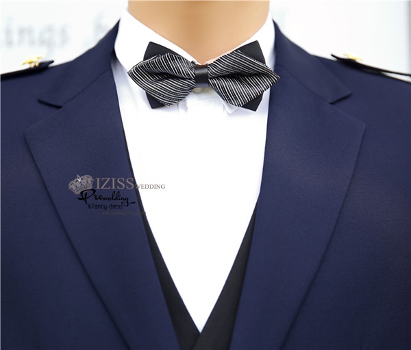 ST113- **พรีออเดอร์มีสีน้ำเงินและสีดำ** สูทยาวแฟนซีผู้ชายสีน้ำเงินและสีดำ ชุดสูทเจ้าบ่าว สูทแฟนซี ถ่ายพรีเวดดิ้ง & ชุดแต่งงานแฟนซี (Fancy wedding dress) สูทผู้ชายสีน้ำเงิน และสีดำ