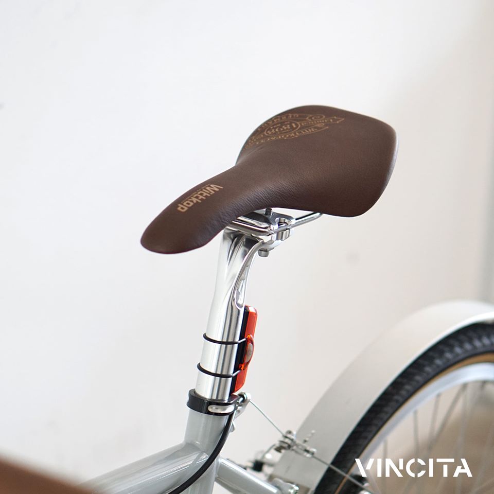 VINCITA : S094 เบาะหนังทรงสปอร์ต WITTKOP VELODROME - SPORT LEATHER SADDLE WITTKOP VELODROME