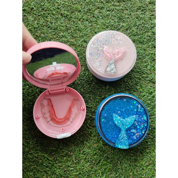 กล่องใส่รีเทนเนอร์ กล่องรี กลิตเตอร์วิ้งๆ นางเงือกสวยมาก พร้อมส่งจากไทย