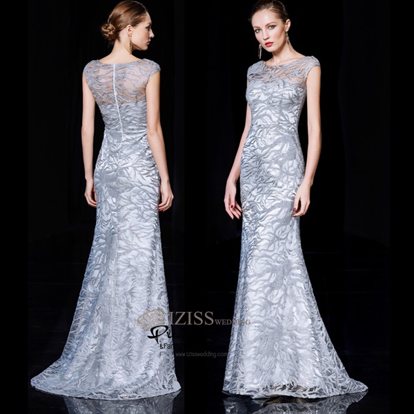 T009 **พรีออเดอร์เดรสชุดเลื่อมสีเทาเงิน**ชุดราตรียาวเลื่อมสีเทาเงินทั้งชุด แขนสั้น เล่นดีเทลซีทรูช่วงอก ปักเลื่อมสีเทาสลับเงิน ลายกิ่งไม้เข้ารูป สวยงามหรูหราไฮโซมากๆ ค่ะ