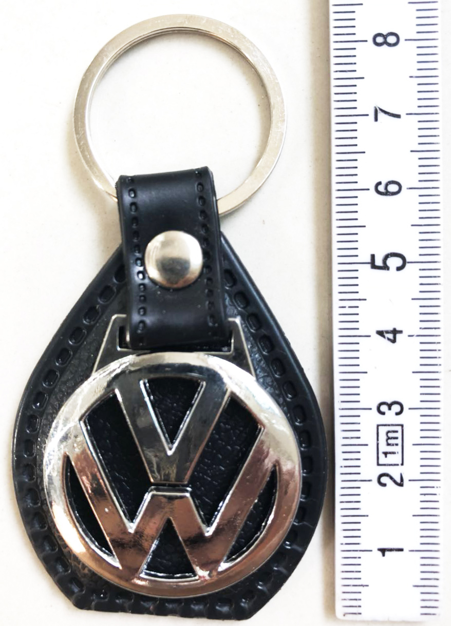 พวงกุญแจหนังยี่ห้อรถ (พลาสติกเงิน) 33.5 ซม.