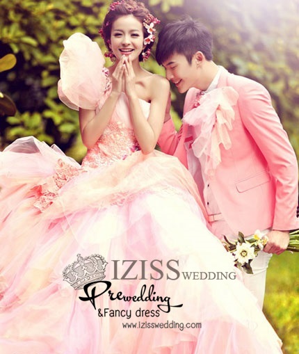 PW026 - **พร้อมส่งชุดผญ.สีชมพู+ชุดผช.สีส้มพาสเทล** ชุดคู่ถ่ายพรีเวดดิ้ง (prewedding dress) & ชุดแต่งงานแฟนซี (Fancy wedding dress)ชายหญิง "ธีมสีชมพูโอโรส"