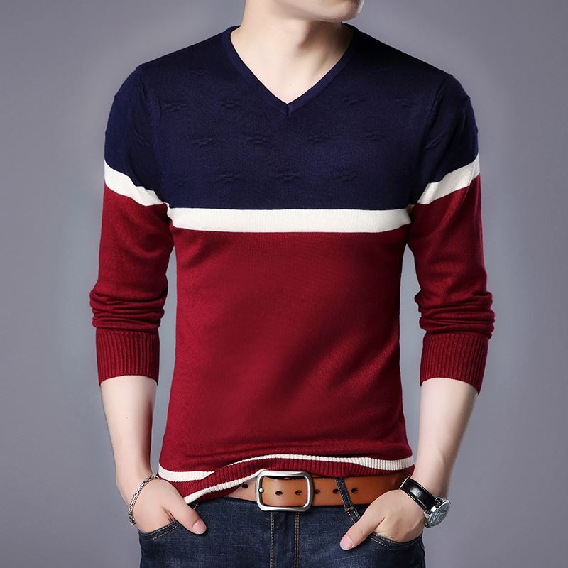 พร้อมส่ง เสื้อไหมพรมผู้ชาย สีแดง คอวี แต่งไหล่สีกรม เนื้อผ้าดี ยืดหยุ่นได้ตามตัว สเวตเตอร์ผู้ชาย ใส่กันหนาว