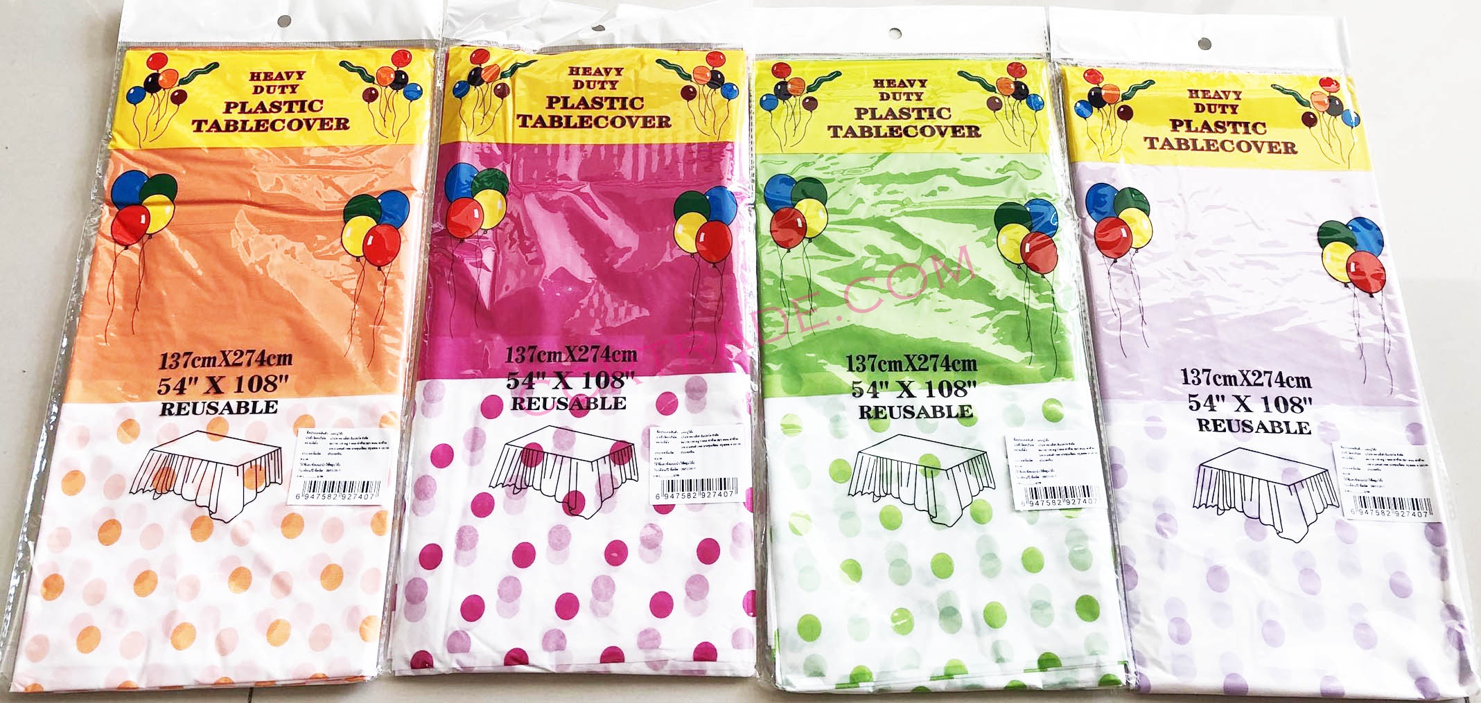 ผ้าพลาสติกปูโต๊ะสีสด ลายจุด 137x274 ซม.