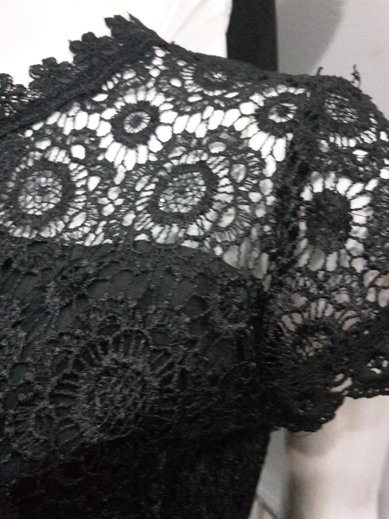 เสื้อลูกไม้สไตน์เกาหลีสีดำ เสื้อลูกไม้สไตน์วัยรุ่นสีดำ เสื้อผ้าไทยสีดำใส่กับผ้าซิ่น เสื้อผ้าฝ้ายสีดำใส่กับผ้าถุง เสื้อใส่ผ้าซิ่นสีดำ เสื้อลูกไม้แขนสั้นสีดำ